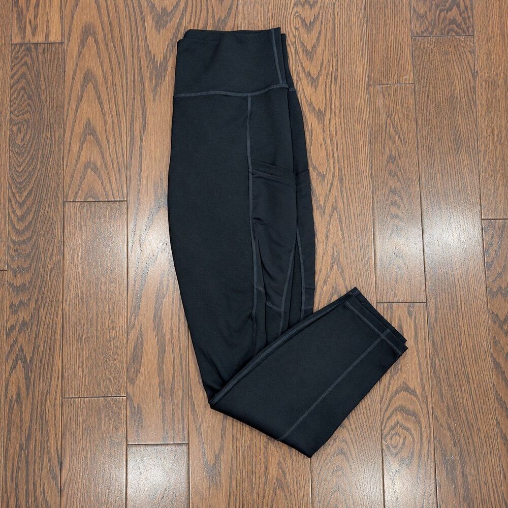 {Fabletics} PowerHold high-rise pocket leggings, M
